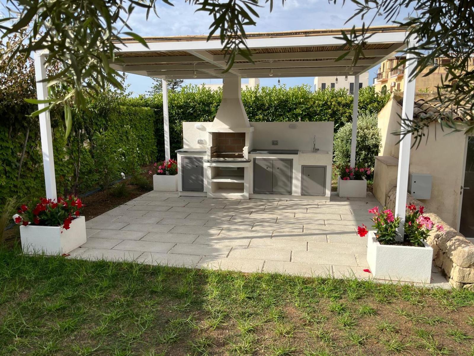 فيلا Il Giardino Dei Carrubi دونّالوكاتا المظهر الخارجي الصورة