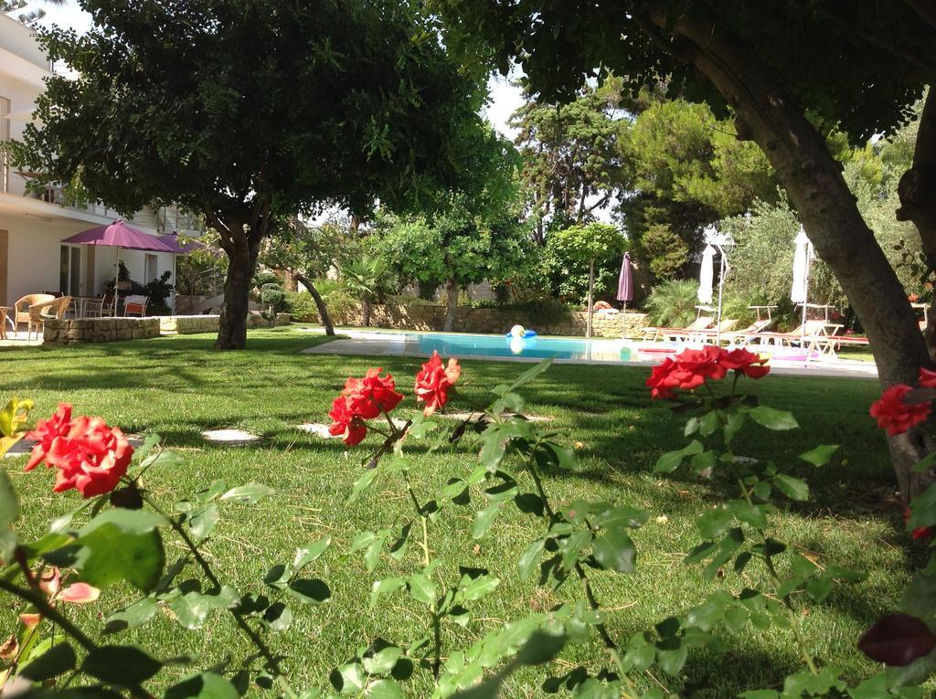 فيلا Il Giardino Dei Carrubi دونّالوكاتا المظهر الخارجي الصورة
