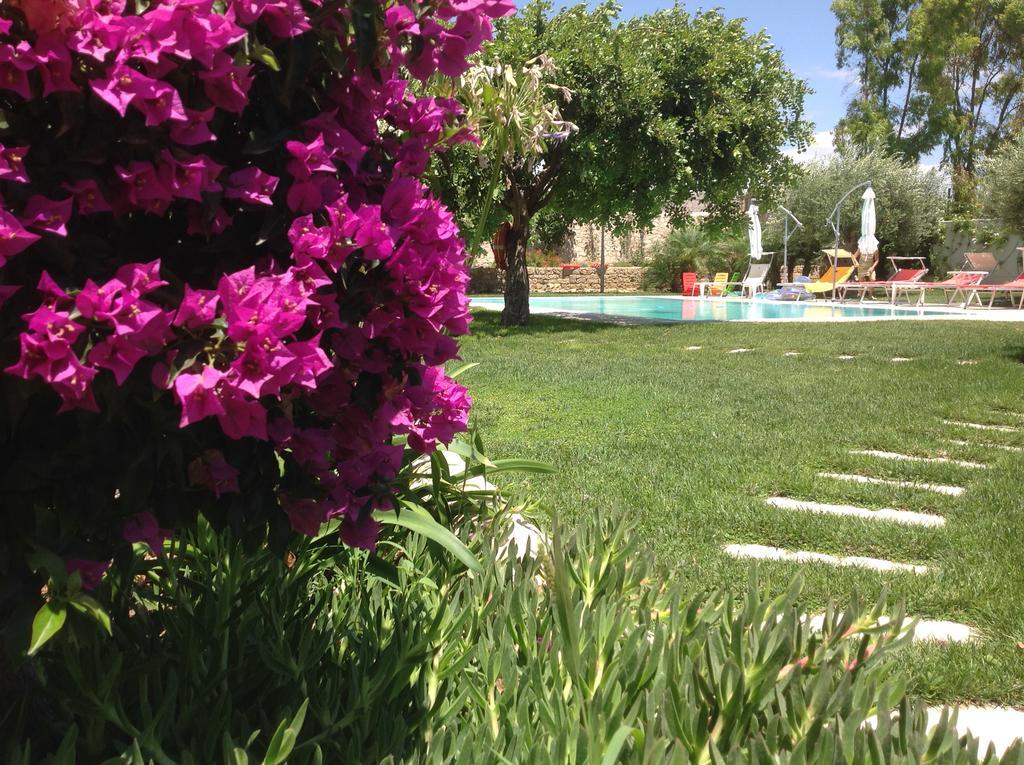 فيلا Il Giardino Dei Carrubi دونّالوكاتا المظهر الخارجي الصورة